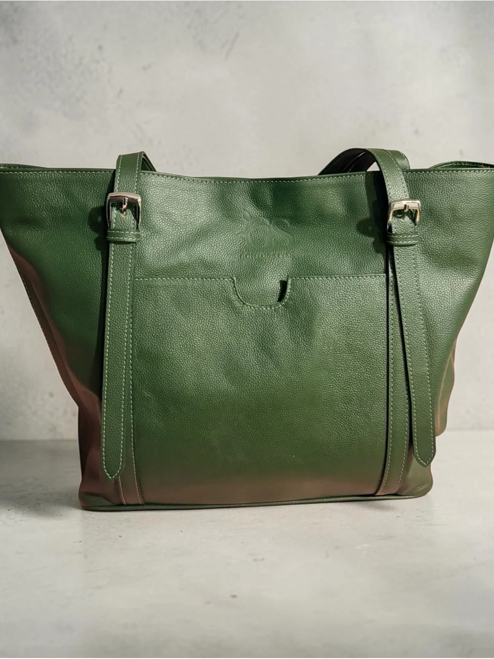 Green Leather Shoulder Bag – Classic Women's Carryall